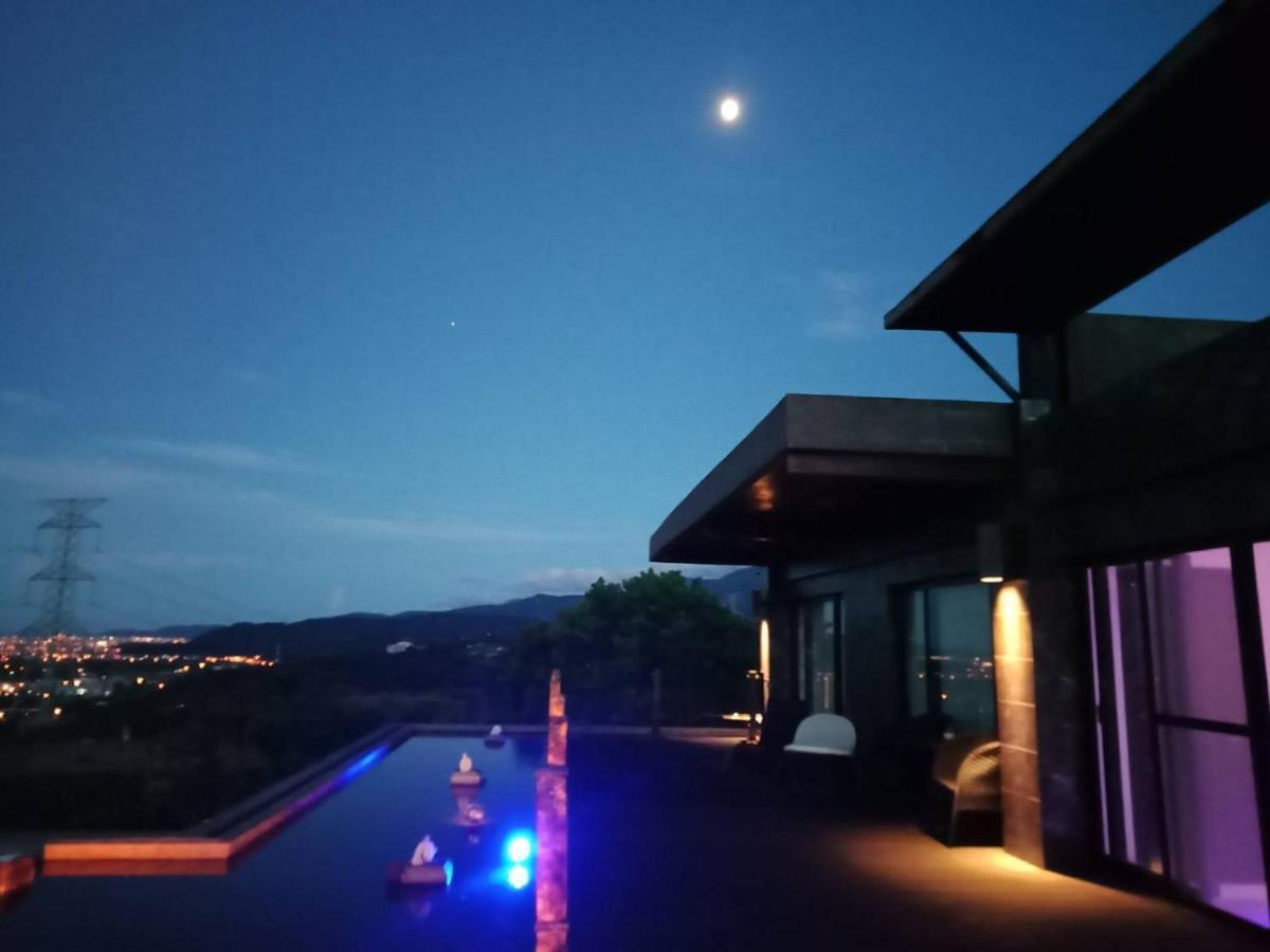 月光石-蘭陽夜景民宿 Dayin Exteriör bild